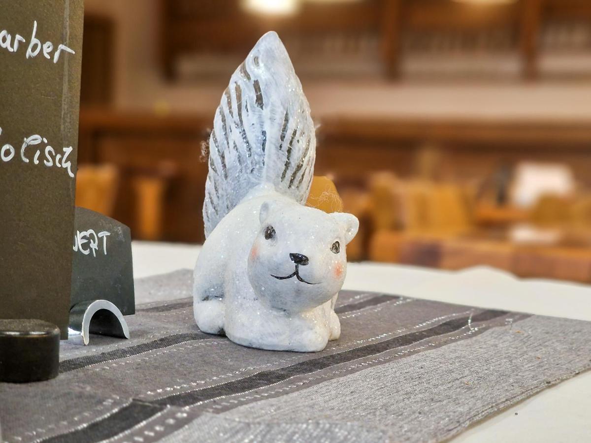 Ferien Vom Ich, Bayerischer Wald, Hotel & Restaurant ノイキルヒェン エクステリア 写真