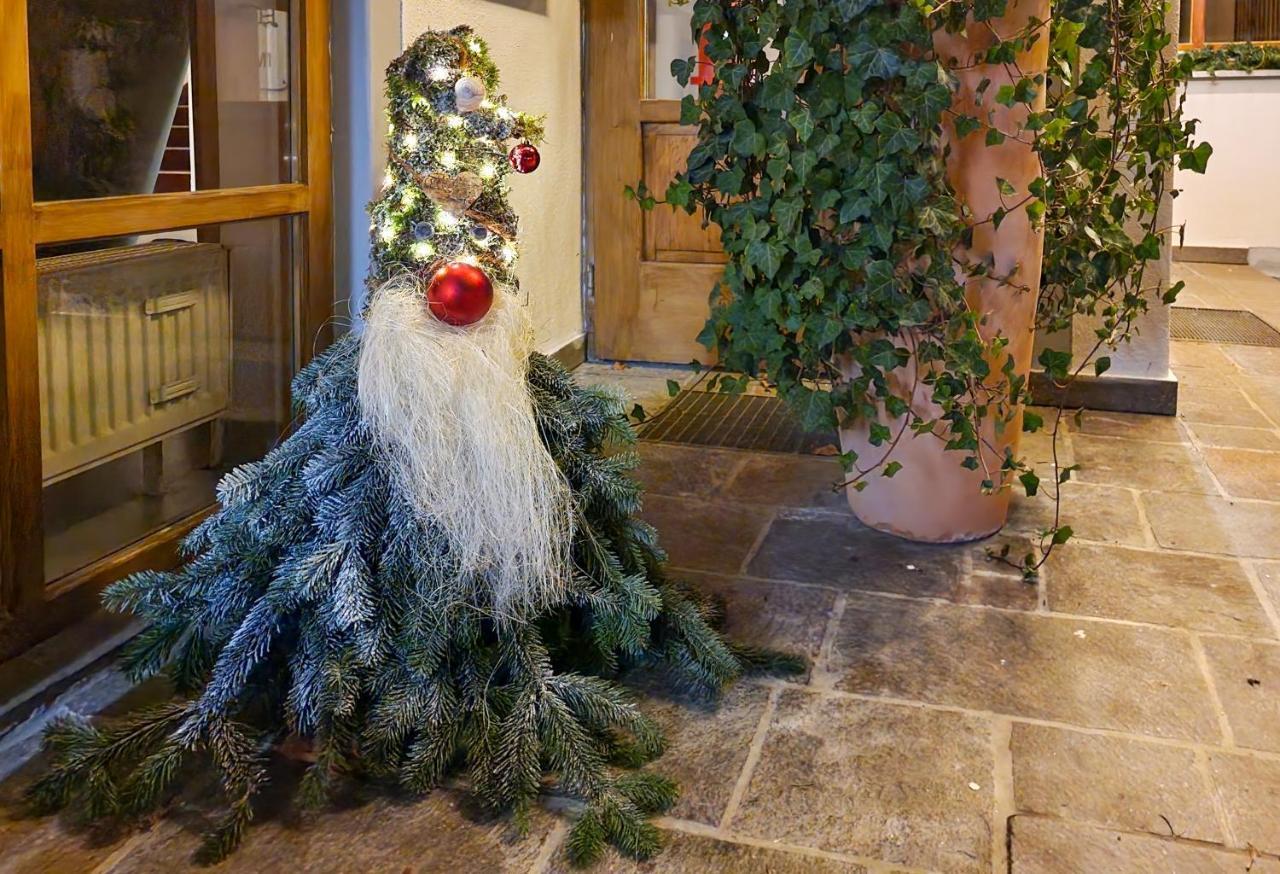 Ferien Vom Ich, Bayerischer Wald, Hotel & Restaurant ノイキルヒェン エクステリア 写真