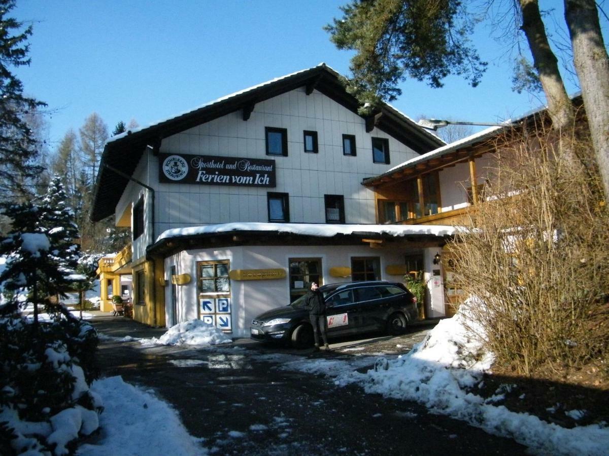 Ferien Vom Ich, Bayerischer Wald, Hotel & Restaurant ノイキルヒェン エクステリア 写真